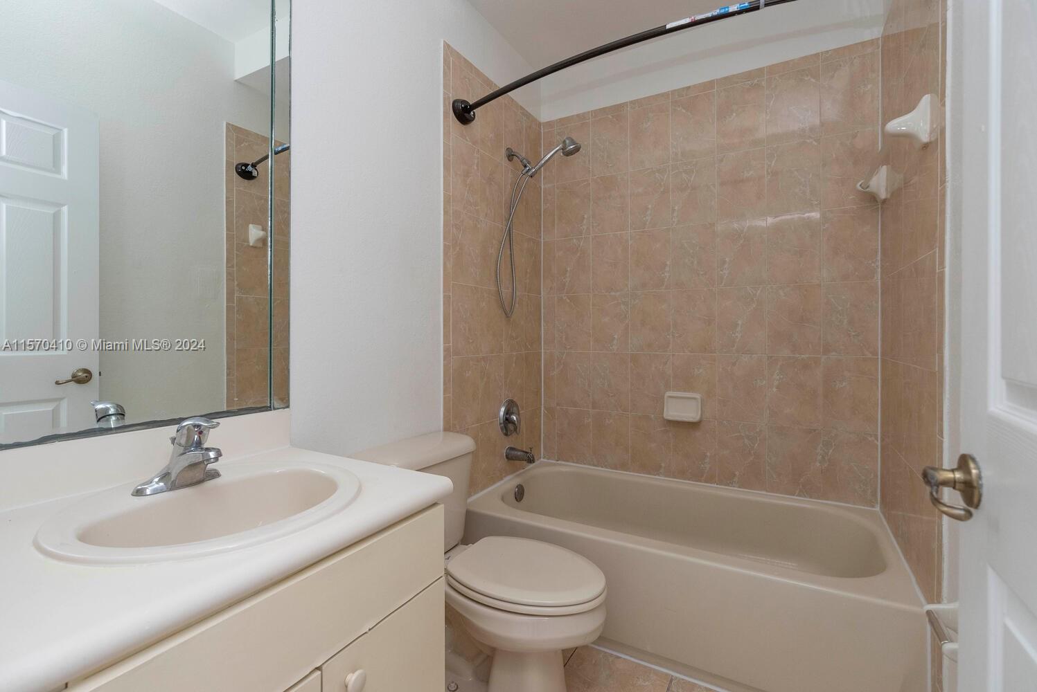 27245 SW 138th Ct, Homestead, Florida 33032, 4 Bedrooms Bedrooms, ,3 BathroomsBathrooms,Residentiallease,For Rent,27245 SW 138th Ct,A11570410