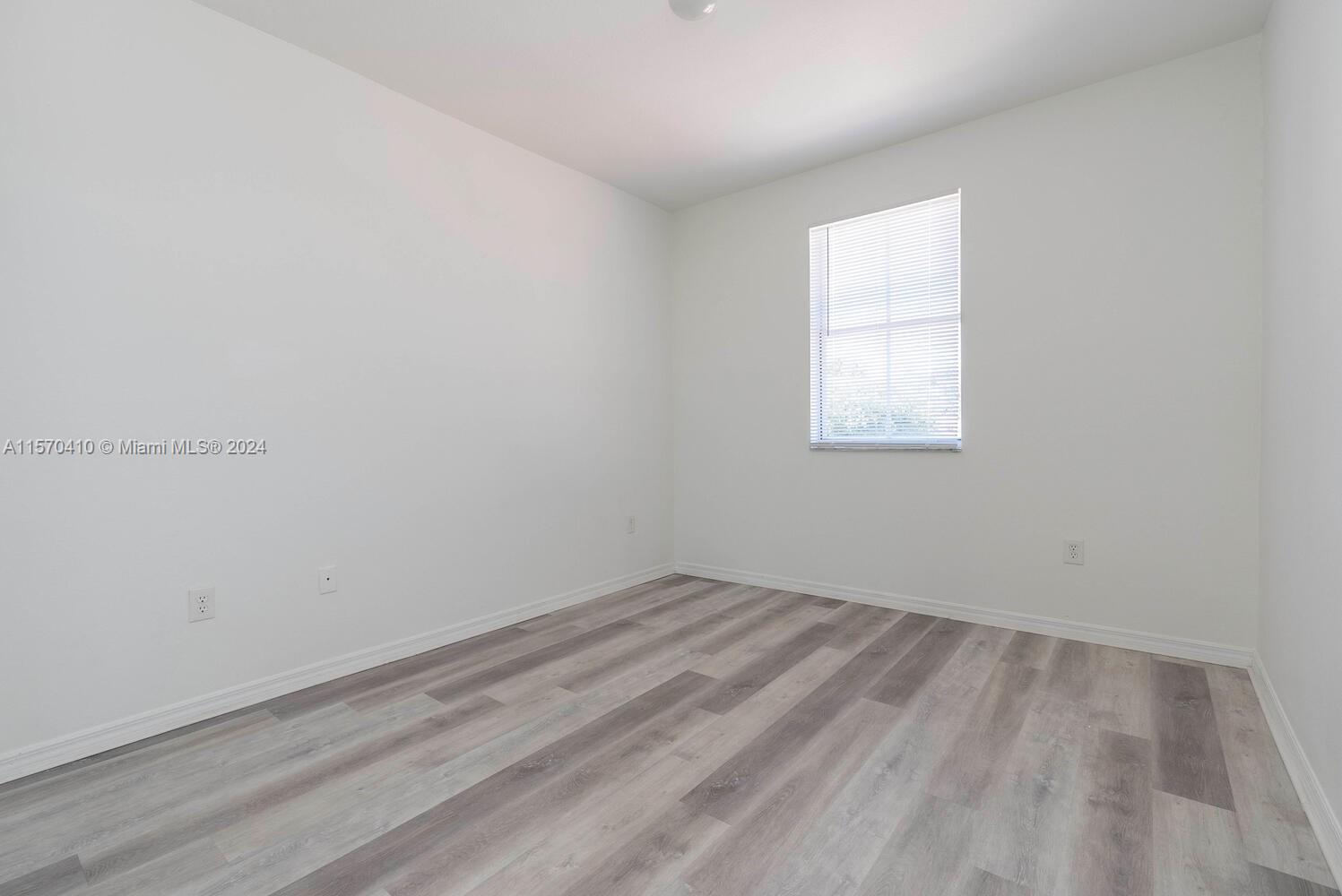27245 SW 138th Ct, Homestead, Florida 33032, 4 Bedrooms Bedrooms, ,3 BathroomsBathrooms,Residentiallease,For Rent,27245 SW 138th Ct,A11570410