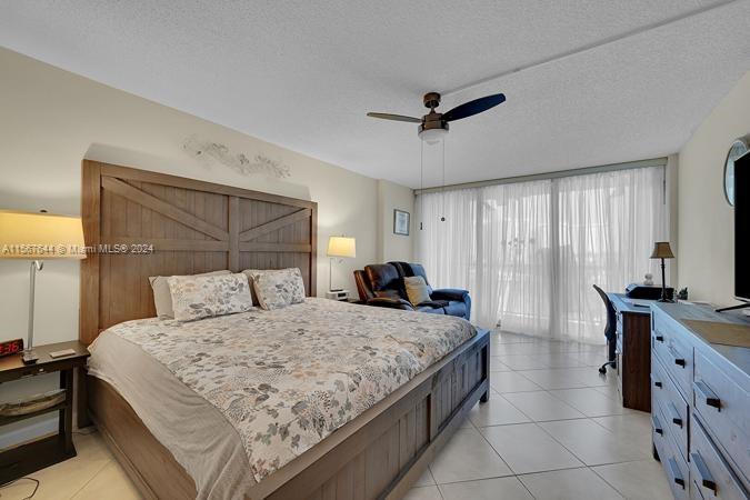 200 Leslie Dr 404, Hallandale Beach, Florida 33009, 1 Bedroom Bedrooms, ,2 BathroomsBathrooms,Residential,For Sale,200 Leslie Dr 404,A11567644