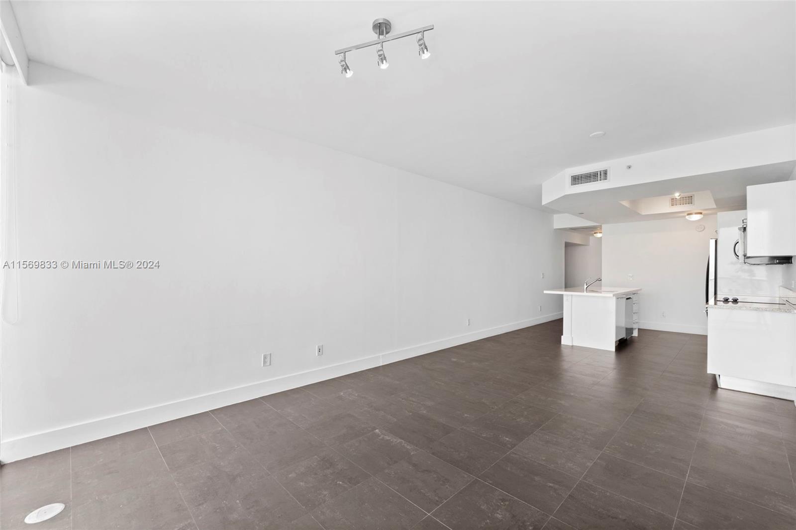 888 Biscayne Blvd 4104, Miami, Florida 33132, 2 Bedrooms Bedrooms, ,2 BathroomsBathrooms,Residentiallease,For Rent,888 Biscayne Blvd 4104,A11569833