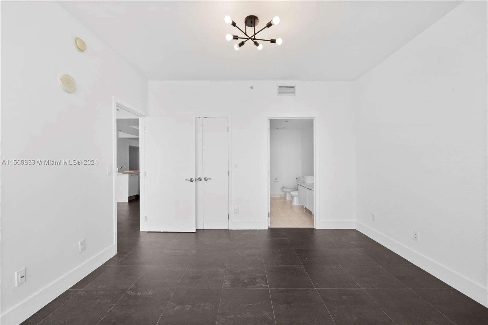888 Biscayne Blvd 4104, Miami, Florida 33132, 2 Bedrooms Bedrooms, ,2 BathroomsBathrooms,Residentiallease,For Rent,888 Biscayne Blvd 4104,A11569833