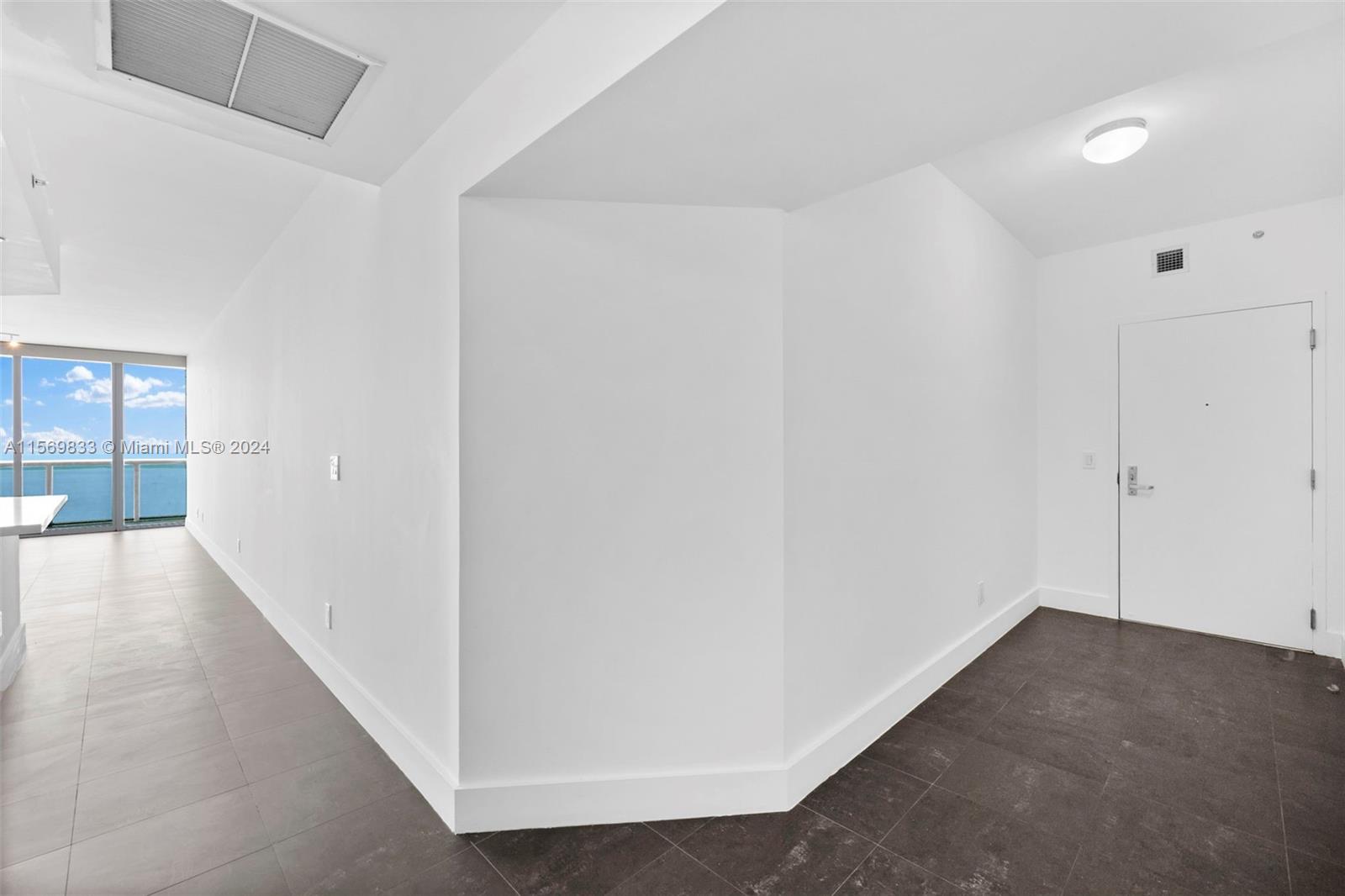 888 Biscayne Blvd 4104, Miami, Florida 33132, 2 Bedrooms Bedrooms, ,2 BathroomsBathrooms,Residentiallease,For Rent,888 Biscayne Blvd 4104,A11569833