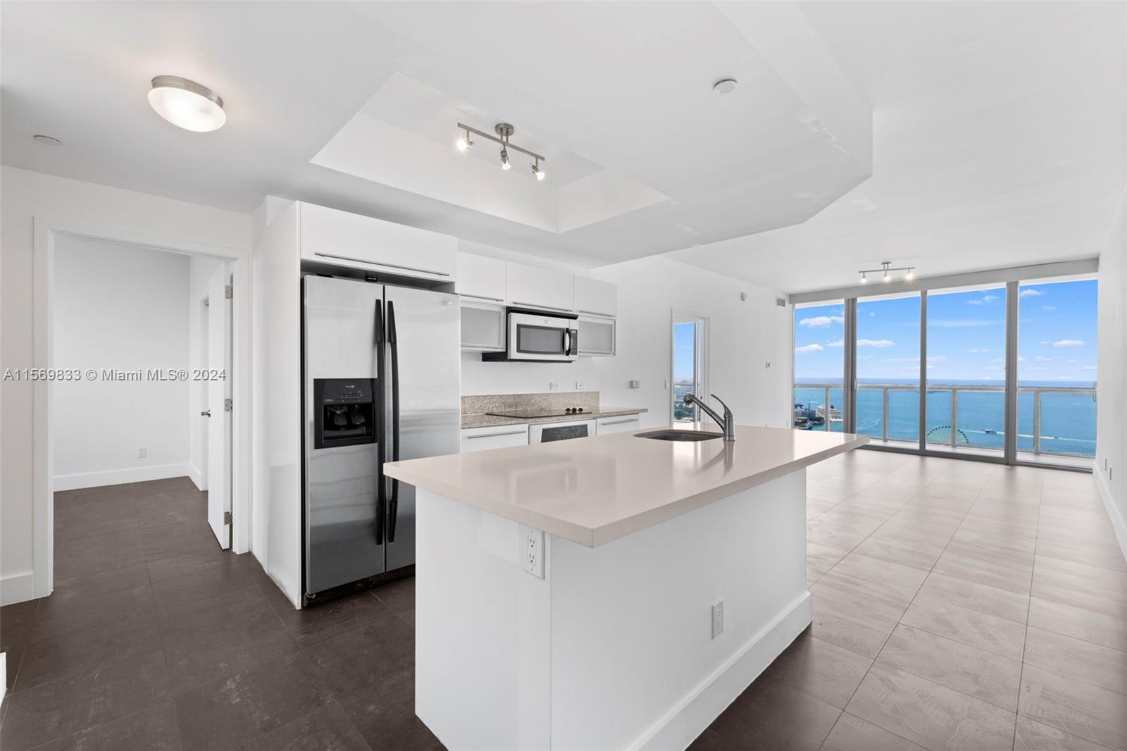 888 Biscayne Blvd 4104, Miami, Florida 33132, 2 Bedrooms Bedrooms, ,2 BathroomsBathrooms,Residentiallease,For Rent,888 Biscayne Blvd 4104,A11569833