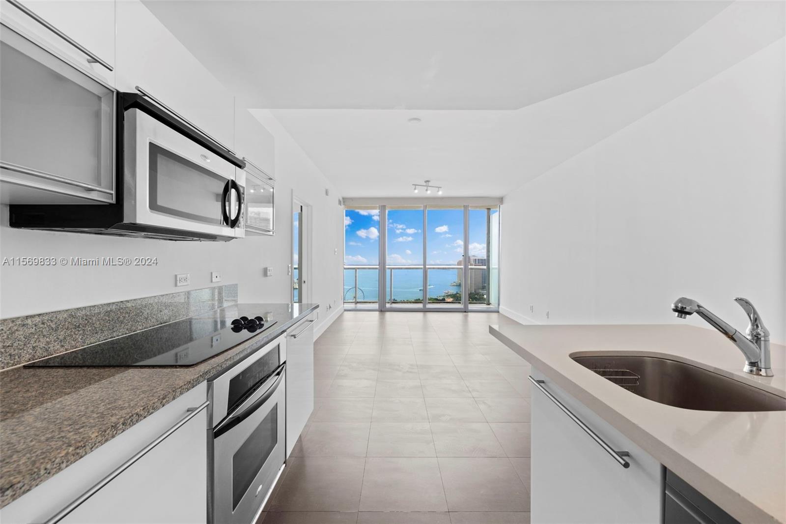 888 Biscayne Blvd 4104, Miami, Florida 33132, 2 Bedrooms Bedrooms, ,2 BathroomsBathrooms,Residentiallease,For Rent,888 Biscayne Blvd 4104,A11569833