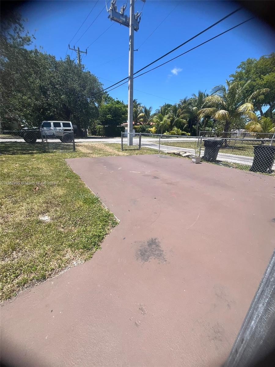 1601 NE 175 ST 2, North Miami Beach, Florida 33162, ,1 BathroomBathrooms,Residentiallease,For Rent,1601 NE 175 ST 2,A11562493