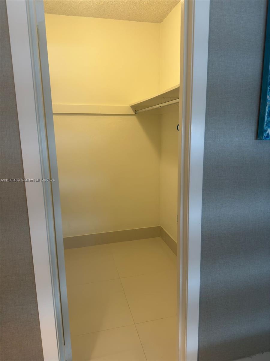 4001 S Ocean Dr 5F, Hollywood, Florida 33019, 2 Bedrooms Bedrooms, ,2 BathroomsBathrooms,Residentiallease,For Rent,4001 S Ocean Dr 5F,A11570409