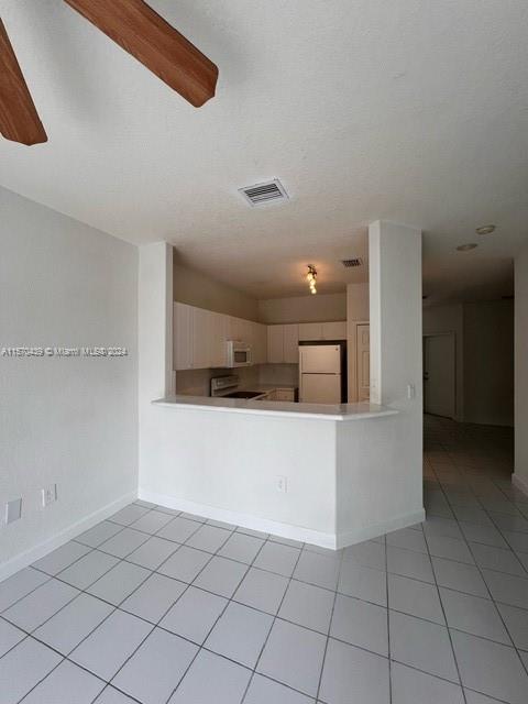 1474 SE 26th Ave, Homestead, Florida 33035, 4 Bedrooms Bedrooms, ,3 BathroomsBathrooms,Residential,For Sale,1474 SE 26th Ave,A11570439