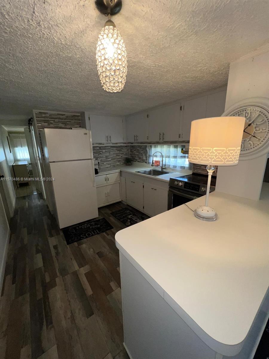 1337 S 33rd, Hollywood, Florida 33021, 3 Bedrooms Bedrooms, ,1 BathroomBathrooms,Residential,For Sale,1337 S 33rd,A11570486