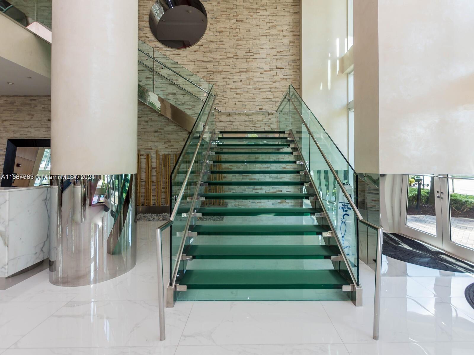 Miami, Florida 33131, 1 Bedroom Bedrooms, ,1 BathroomBathrooms,Residentiallease,For Rent,A11567763