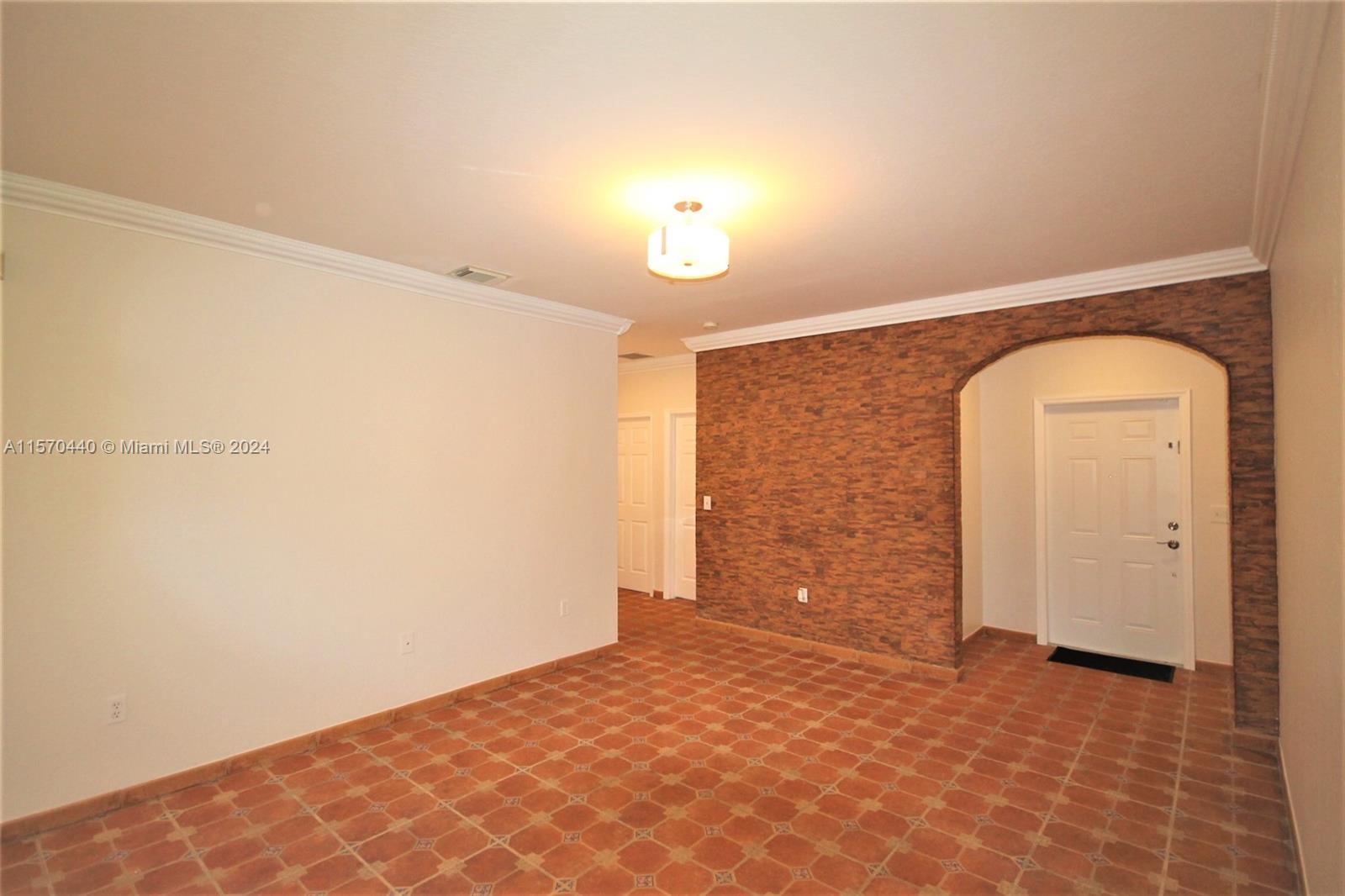 383 NE 27th Ter 101, Homestead, Florida 33033, 3 Bedrooms Bedrooms, ,2 BathroomsBathrooms,Residentiallease,For Rent,383 NE 27th Ter 101,A11570440