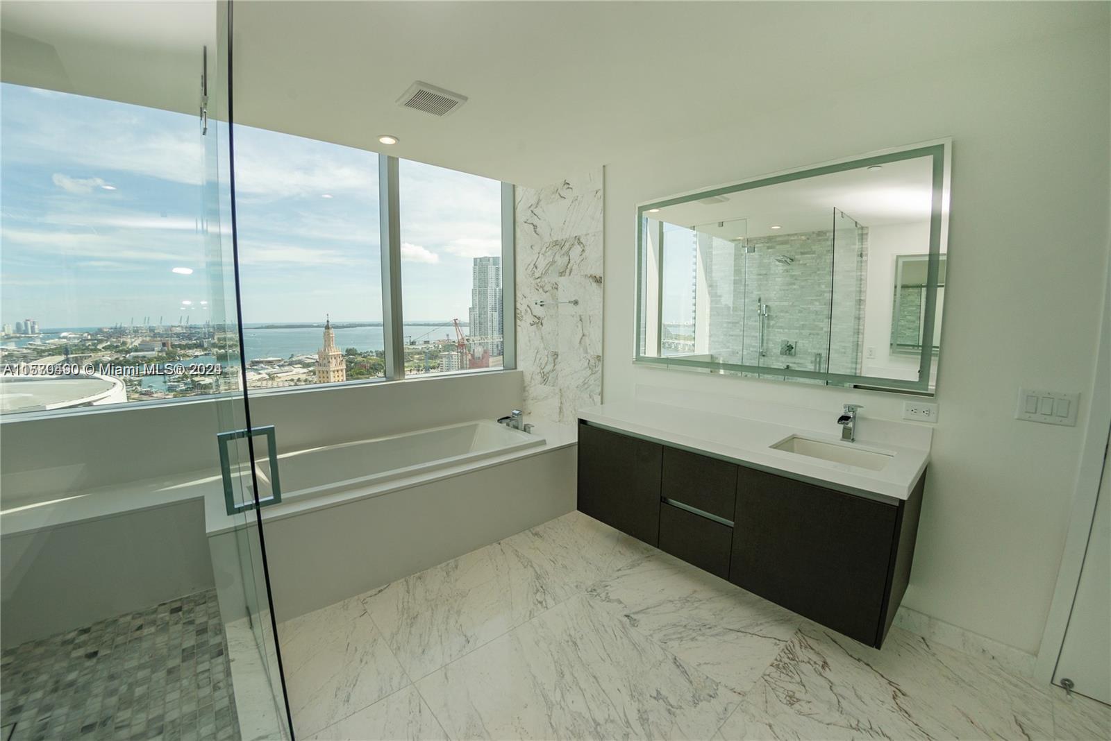 851 NE 1st Ave 2211, Miami, Florida 33132, 3 Bedrooms Bedrooms, ,4 BathroomsBathrooms,Residentiallease,For Rent,851 NE 1st Ave 2211,A11570490