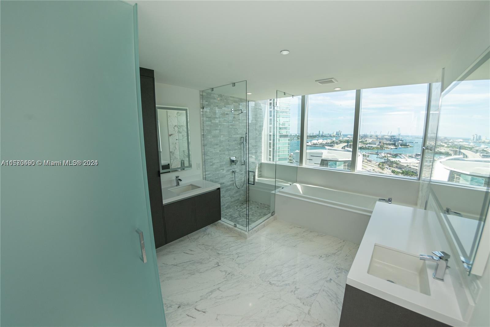 851 NE 1st Ave 2211, Miami, Florida 33132, 3 Bedrooms Bedrooms, ,4 BathroomsBathrooms,Residentiallease,For Rent,851 NE 1st Ave 2211,A11570490