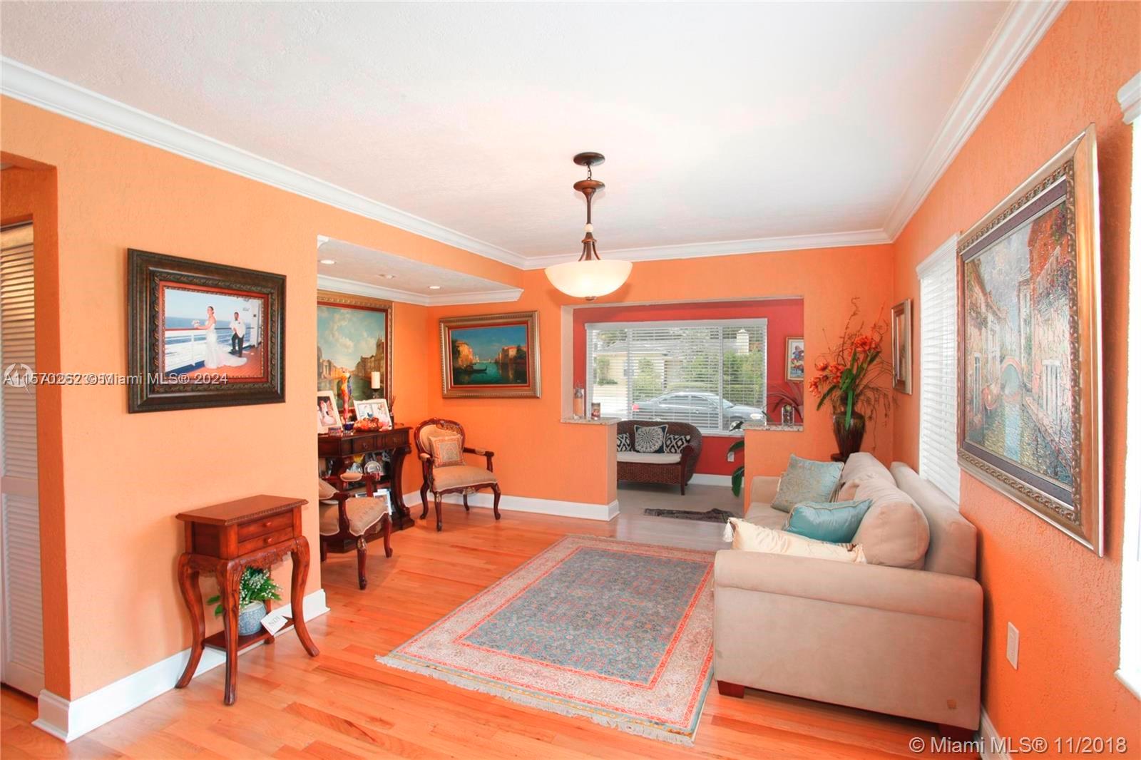 35 Veragua Ave, Coral Gables, Florida 33134, 2 Bedrooms Bedrooms, ,1 BathroomBathrooms,Residentiallease,For Rent,35 Veragua Ave,A11570262