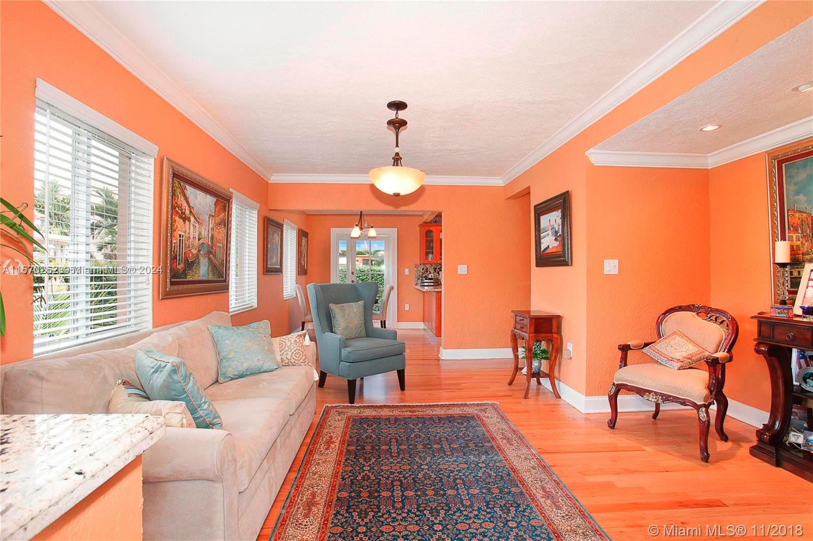 35 Veragua Ave, Coral Gables, Florida 33134, 2 Bedrooms Bedrooms, ,1 BathroomBathrooms,Residentiallease,For Rent,35 Veragua Ave,A11570262