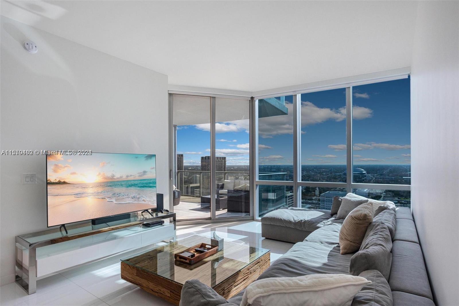 851 NE 1st Ave 3808, Miami, Florida 33132, 2 Bedrooms Bedrooms, ,3 BathroomsBathrooms,Residentiallease,For Rent,851 NE 1st Ave 3808,A11570482