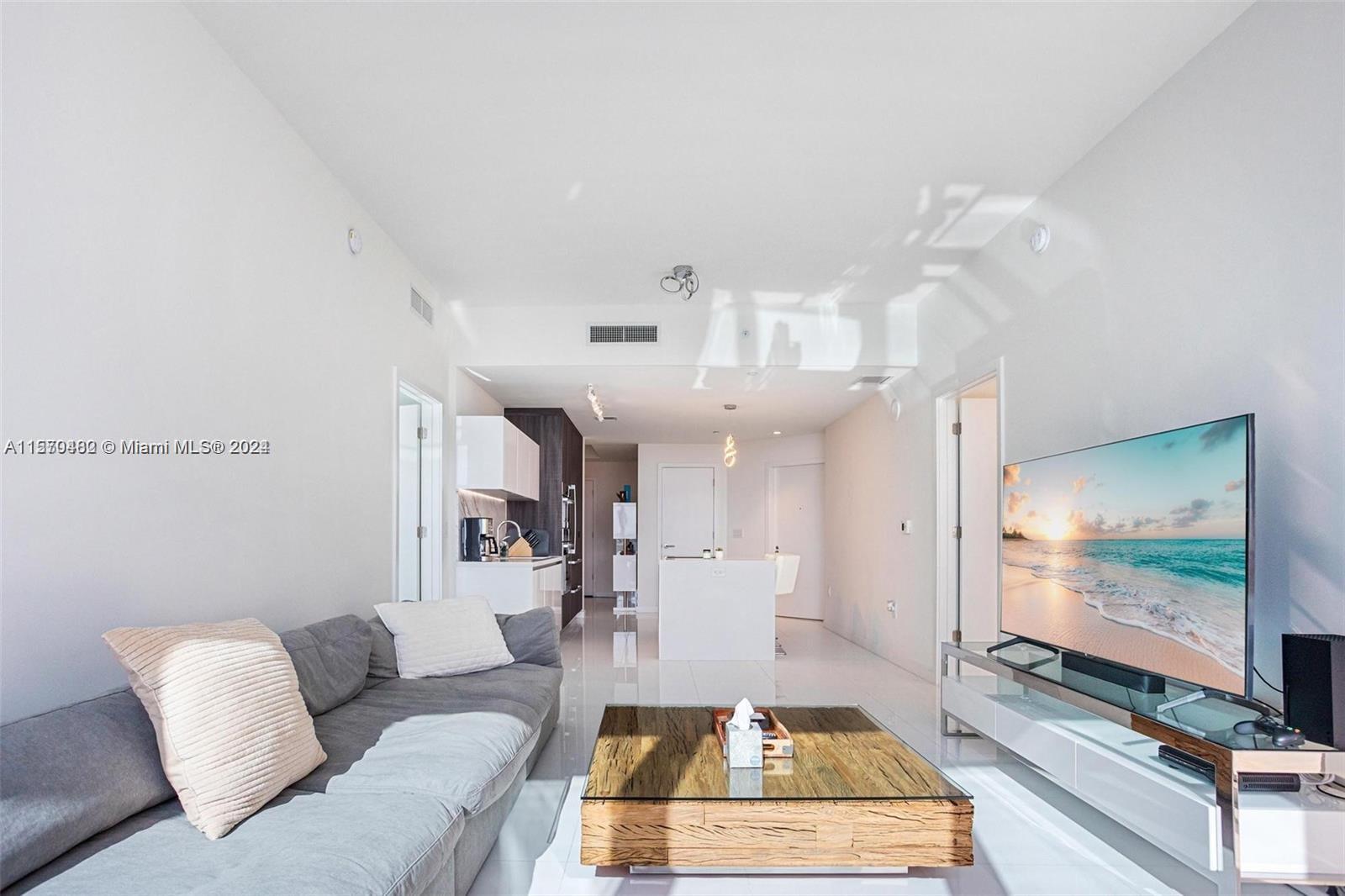 851 NE 1st Ave 3808, Miami, Florida 33132, 2 Bedrooms Bedrooms, ,3 BathroomsBathrooms,Residentiallease,For Rent,851 NE 1st Ave 3808,A11570482