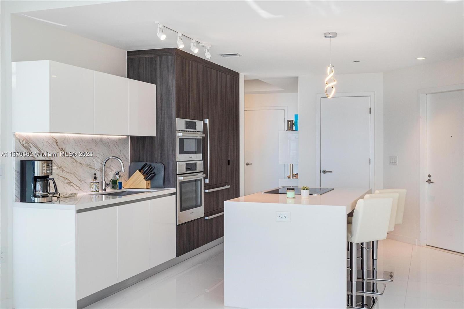 851 NE 1st Ave 3808, Miami, Florida 33132, 2 Bedrooms Bedrooms, ,3 BathroomsBathrooms,Residentiallease,For Rent,851 NE 1st Ave 3808,A11570482