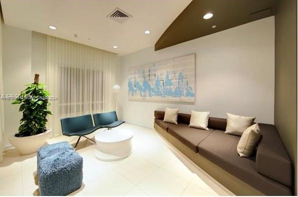 1900 N Bayshore Dr 612, Miami, Florida 33132, 2 Bedrooms Bedrooms, ,2 BathroomsBathrooms,Residential,For Sale,1900 N Bayshore Dr 612,A11570516