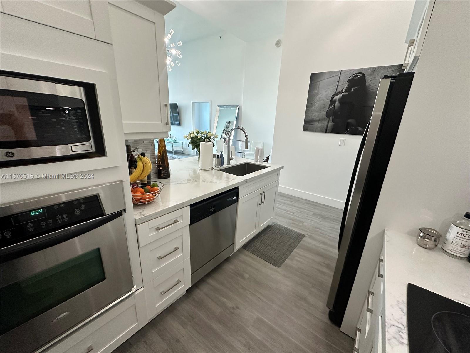 1900 N Bayshore Dr 612, Miami, Florida 33132, 2 Bedrooms Bedrooms, ,2 BathroomsBathrooms,Residential,For Sale,1900 N Bayshore Dr 612,A11570516