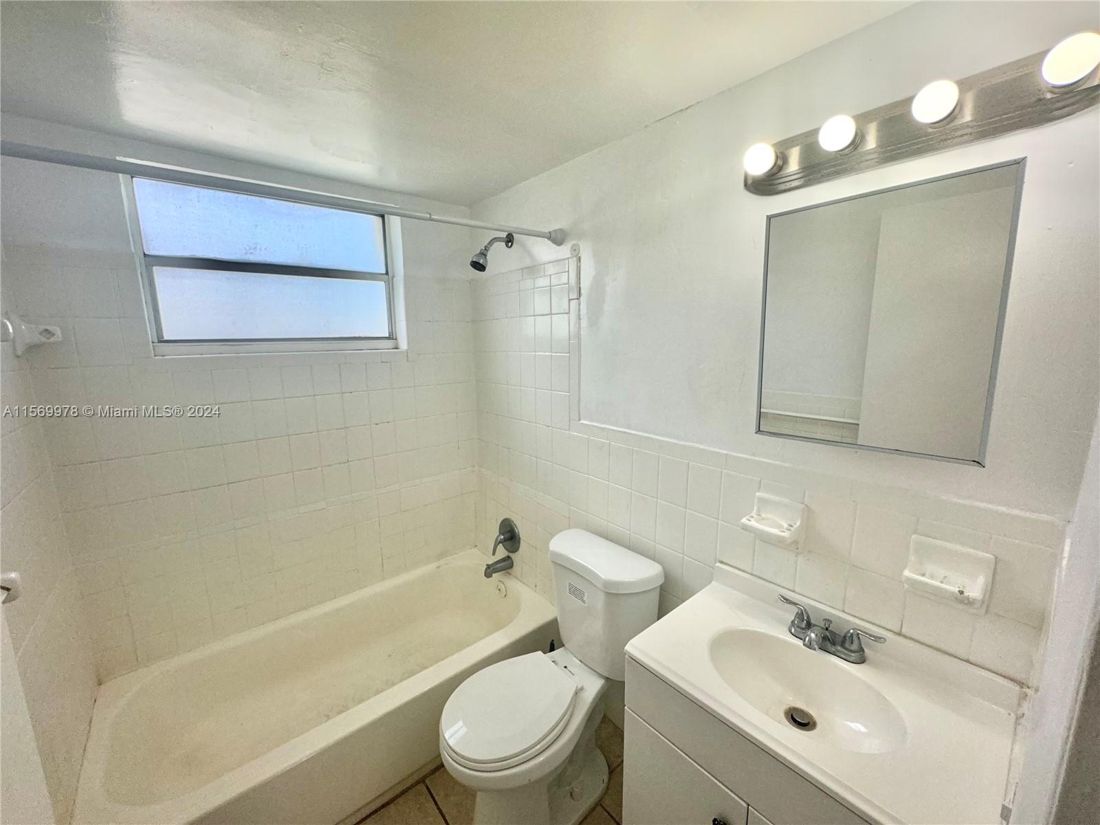 8262 NE 1st Ave 5, Miami, Florida 33138, 1 Bedroom Bedrooms, ,1 BathroomBathrooms,Residentiallease,For Rent,8262 NE 1st Ave 5,A11569978