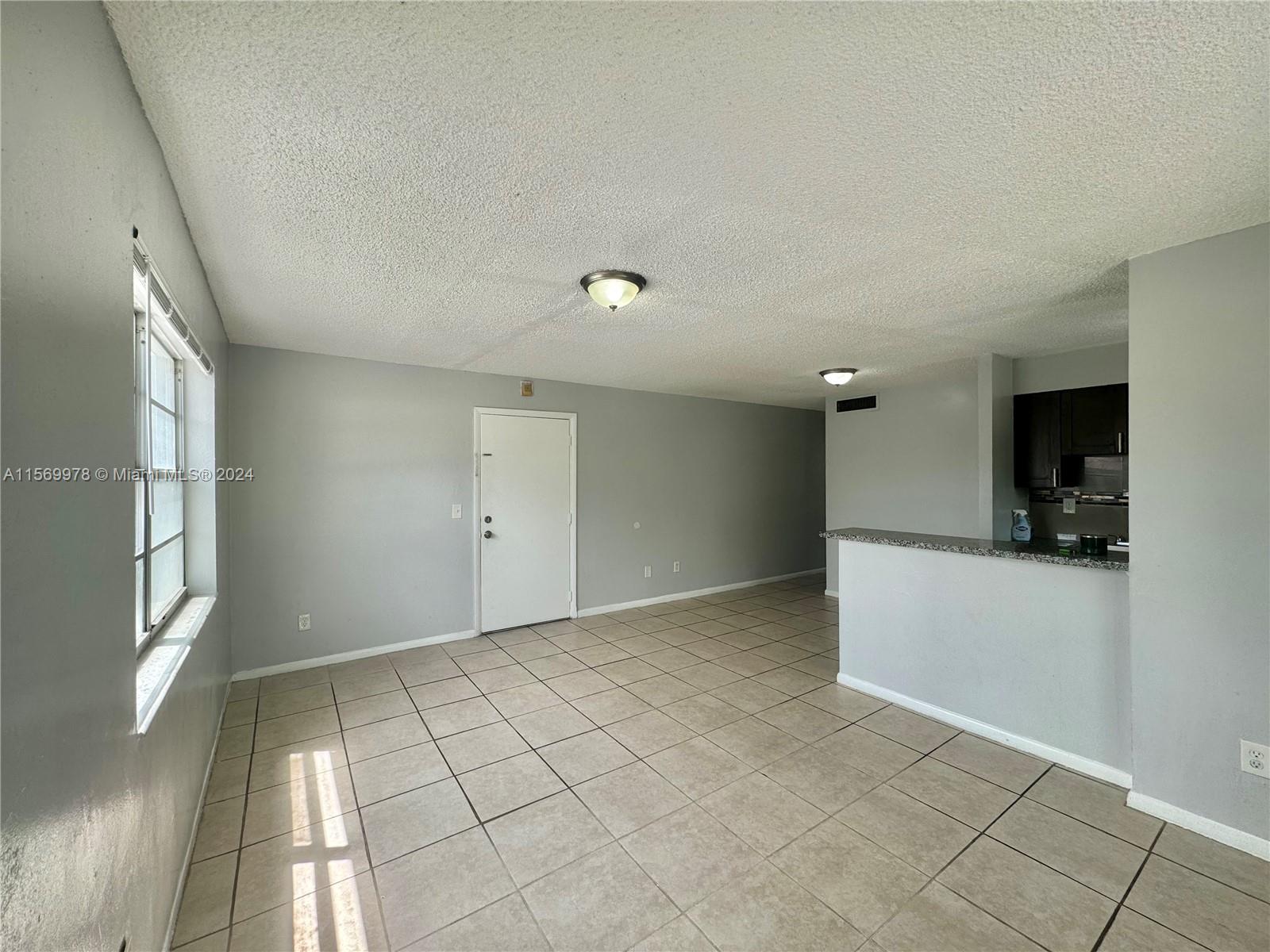 8262 NE 1st Ave 5, Miami, Florida 33138, 1 Bedroom Bedrooms, ,1 BathroomBathrooms,Residentiallease,For Rent,8262 NE 1st Ave 5,A11569978