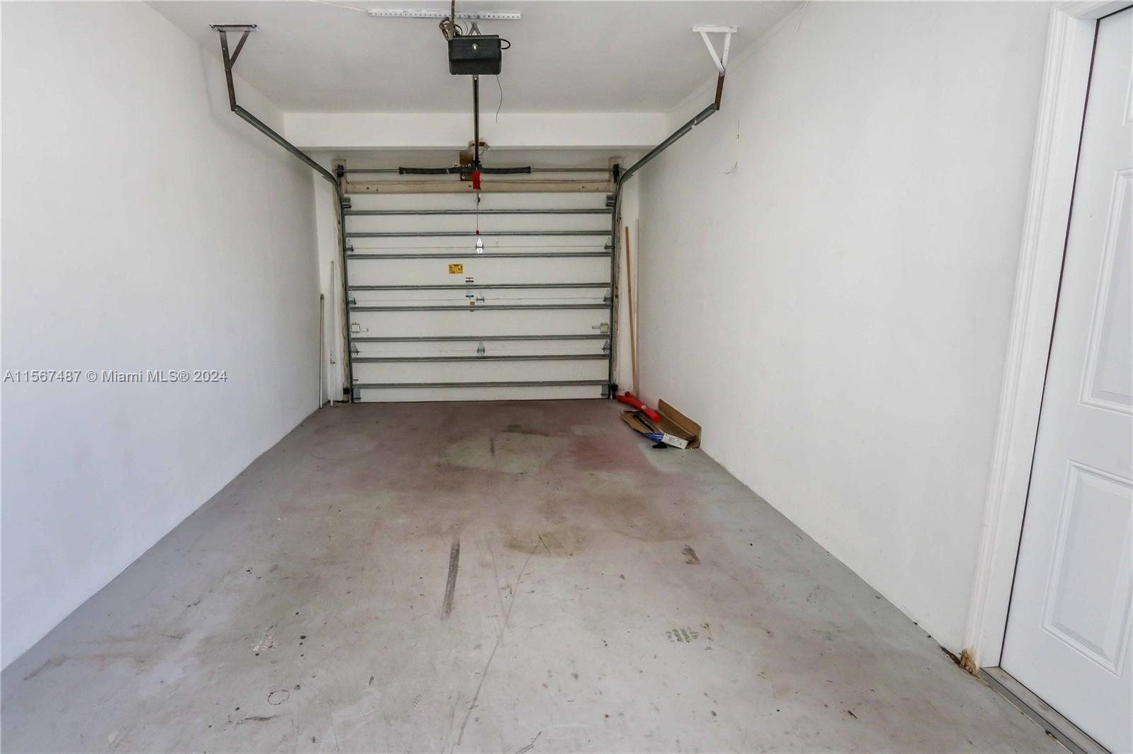 2005 N Park Rd, Hollywood, Florida 33021, 3 Bedrooms Bedrooms, ,2 BathroomsBathrooms,Residential,For Sale,2005 N Park Rd,A11567487