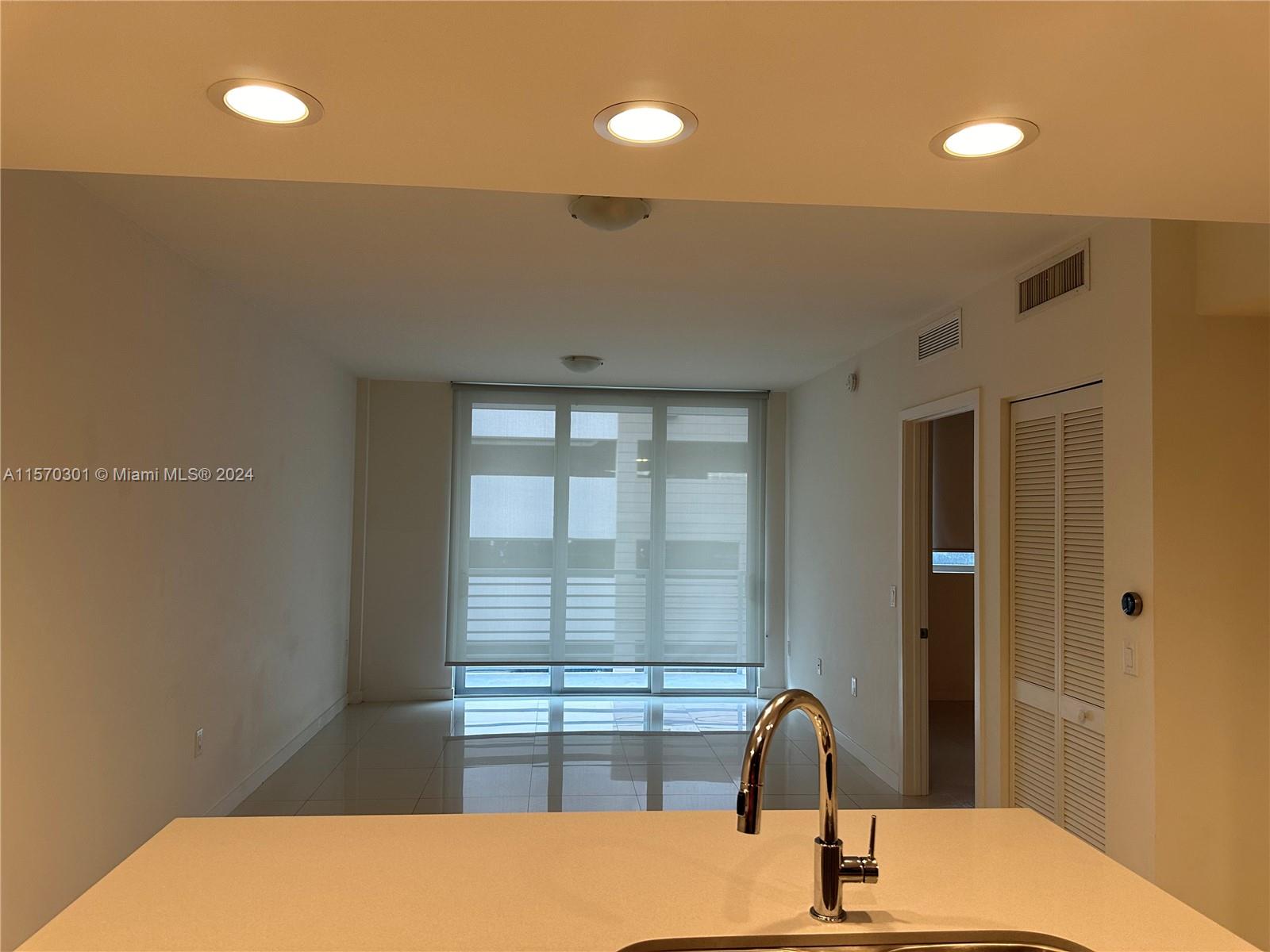 7875 NW 107th Ave 402, Doral, Florida 33178, 1 Bedroom Bedrooms, ,1 BathroomBathrooms,Residential,For Sale,7875 NW 107th Ave 402,A11570301