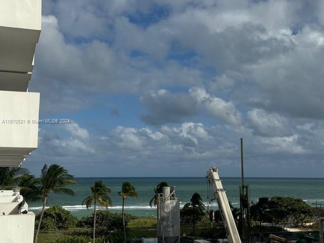 9195 Collins Ave 512, Surfside, Florida 33154, 1 Bedroom Bedrooms, ,1 BathroomBathrooms,Residentiallease,For Rent,9195 Collins Ave 512,A11570531