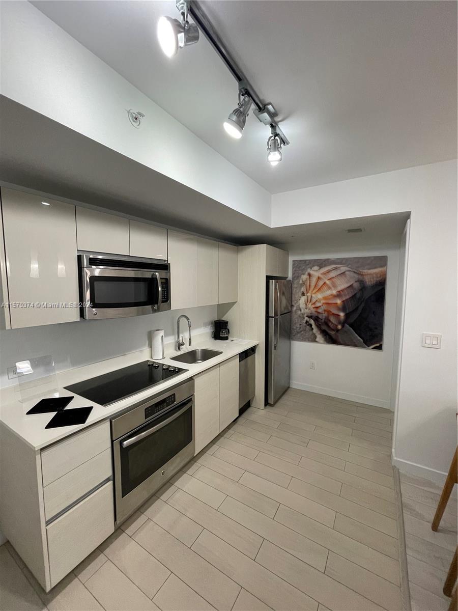 2602 E Hallandale Beach Blvd R410, Hallandale Beach, Florida 33009, 2 Bedrooms Bedrooms, ,2 BathroomsBathrooms,Residential,For Sale,2602 E Hallandale Beach Blvd R410,A11570374