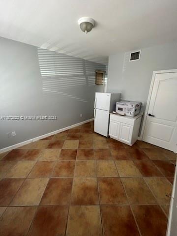12991 NW 9th Ln 100, Miami, Florida 33182, ,1 BathroomBathrooms,Residentiallease,For Rent,12991 NW 9th Ln 100,A11570523