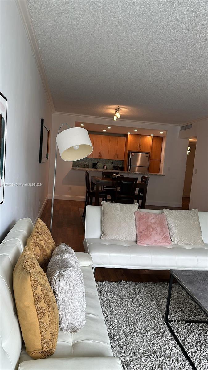 19380 Collins Ave 609, Sunny Isles Beach, Florida 33160, 1 Bedroom Bedrooms, ,1 BathroomBathrooms,Residentiallease,For Rent,19380 Collins Ave 609,A11570599