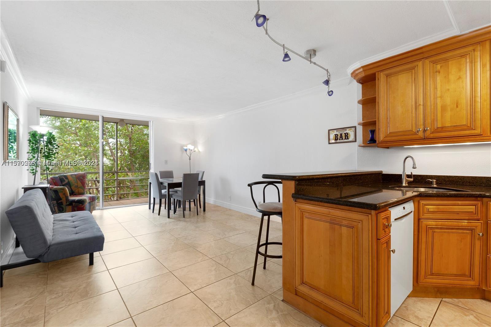 2935 NE 163rd St 3F, North Miami Beach, Florida 33160, 1 Bedroom Bedrooms, ,1 BathroomBathrooms,Residentiallease,For Rent,2935 NE 163rd St 3F,A11570275