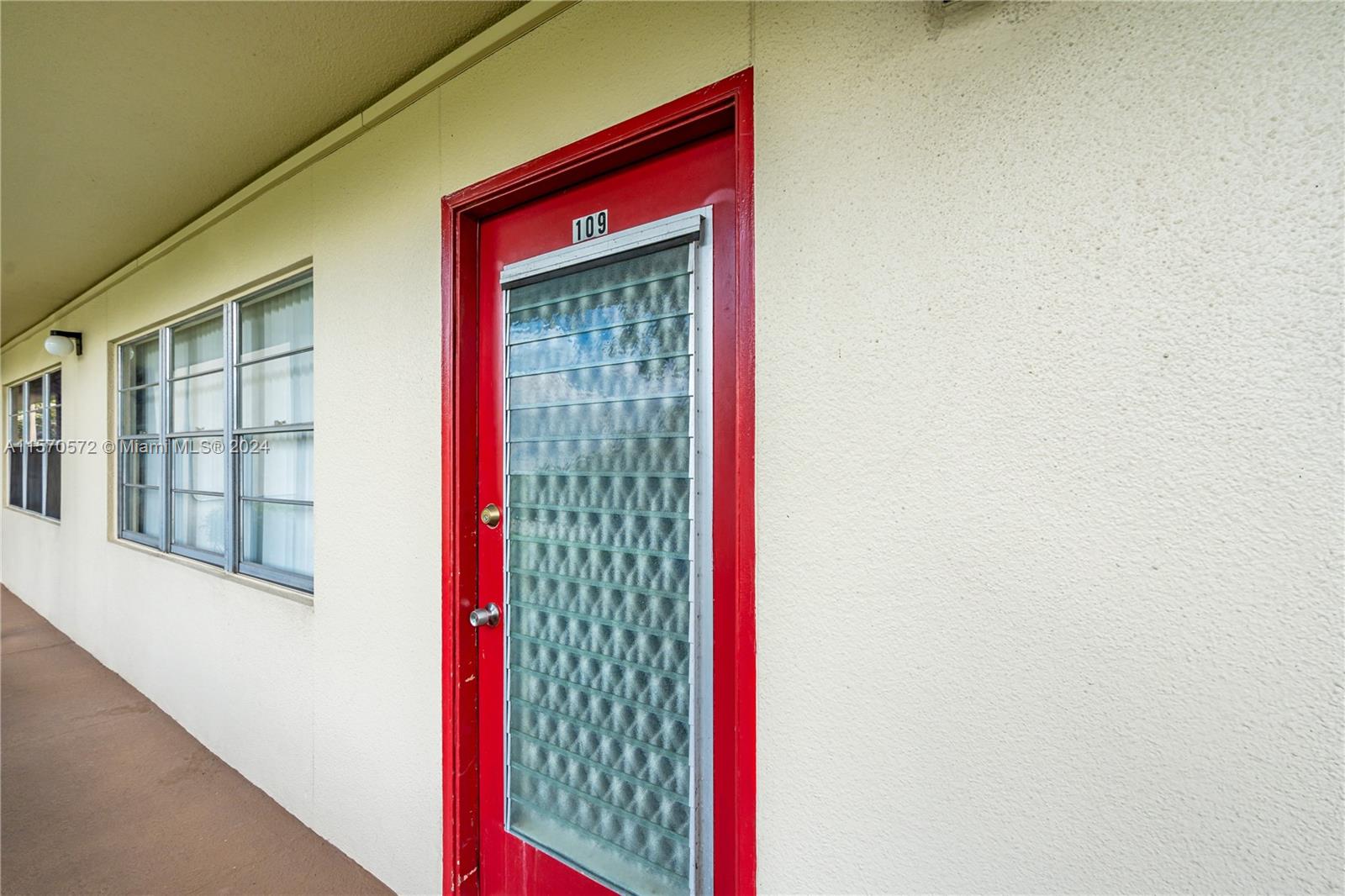 1551 SW 135th Ter 109G, Pembroke Pines, Florida 33027, 1 Bedroom Bedrooms, ,1 BathroomBathrooms,Residential,For Sale,1551 SW 135th Ter 109G,A11570572