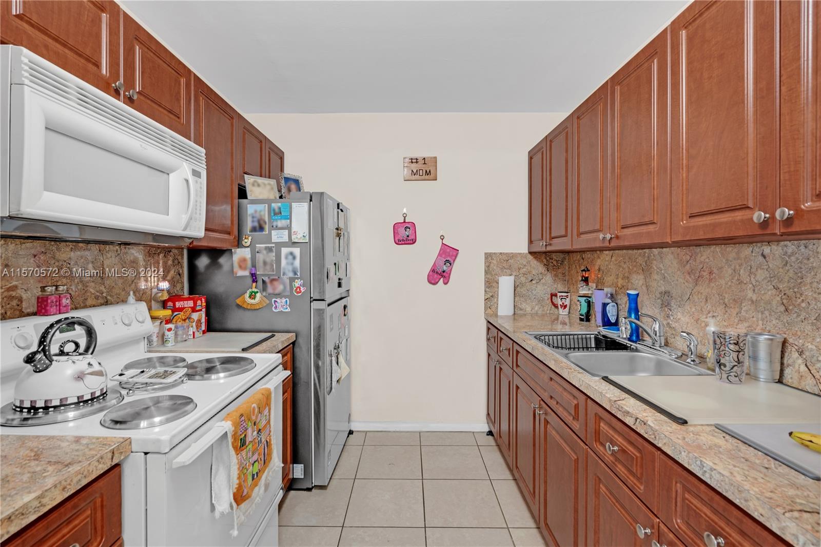 1551 SW 135th Ter 109G, Pembroke Pines, Florida 33027, 1 Bedroom Bedrooms, ,1 BathroomBathrooms,Residential,For Sale,1551 SW 135th Ter 109G,A11570572