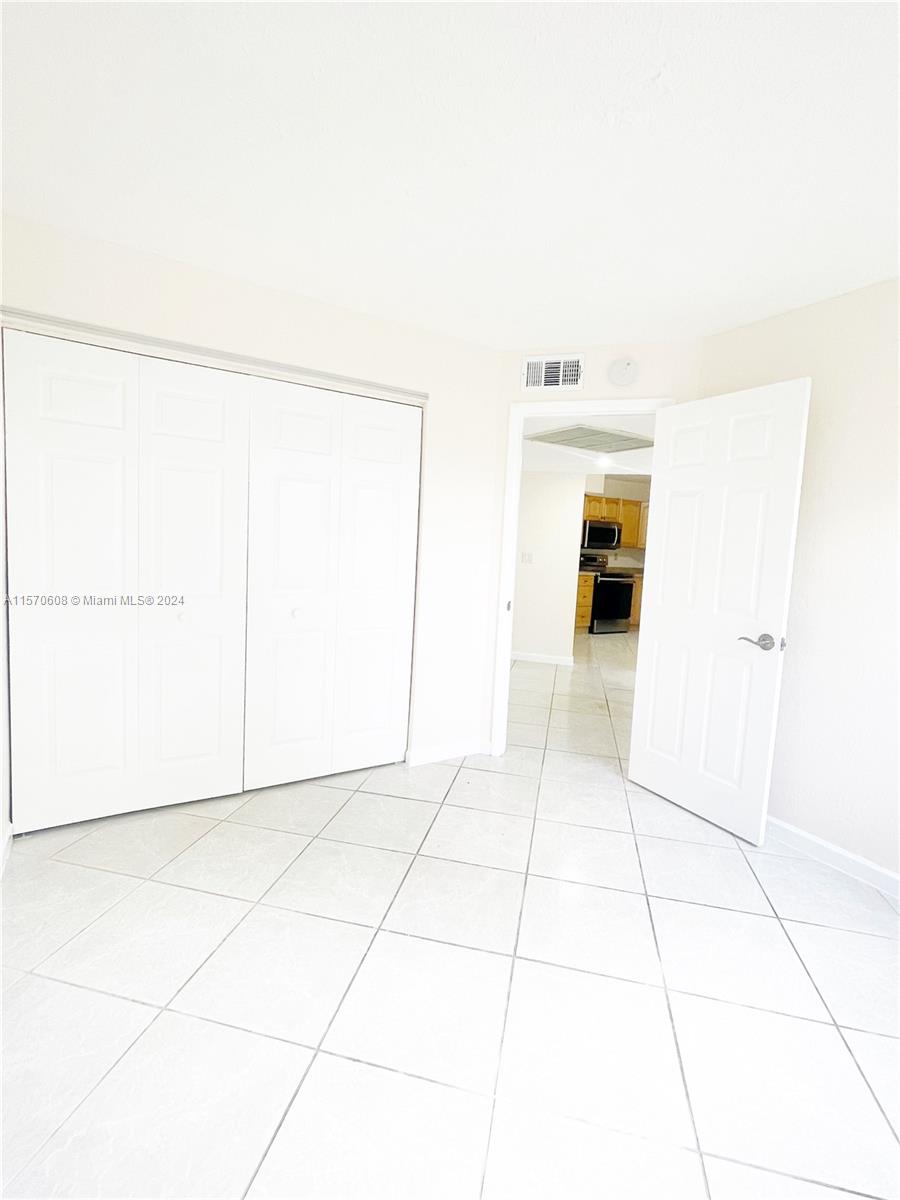 1000 Constitution Dr 1000G, Homestead, Florida 33034, 2 Bedrooms Bedrooms, ,2 BathroomsBathrooms,Residentiallease,For Rent,1000 Constitution Dr 1000G,A11570608