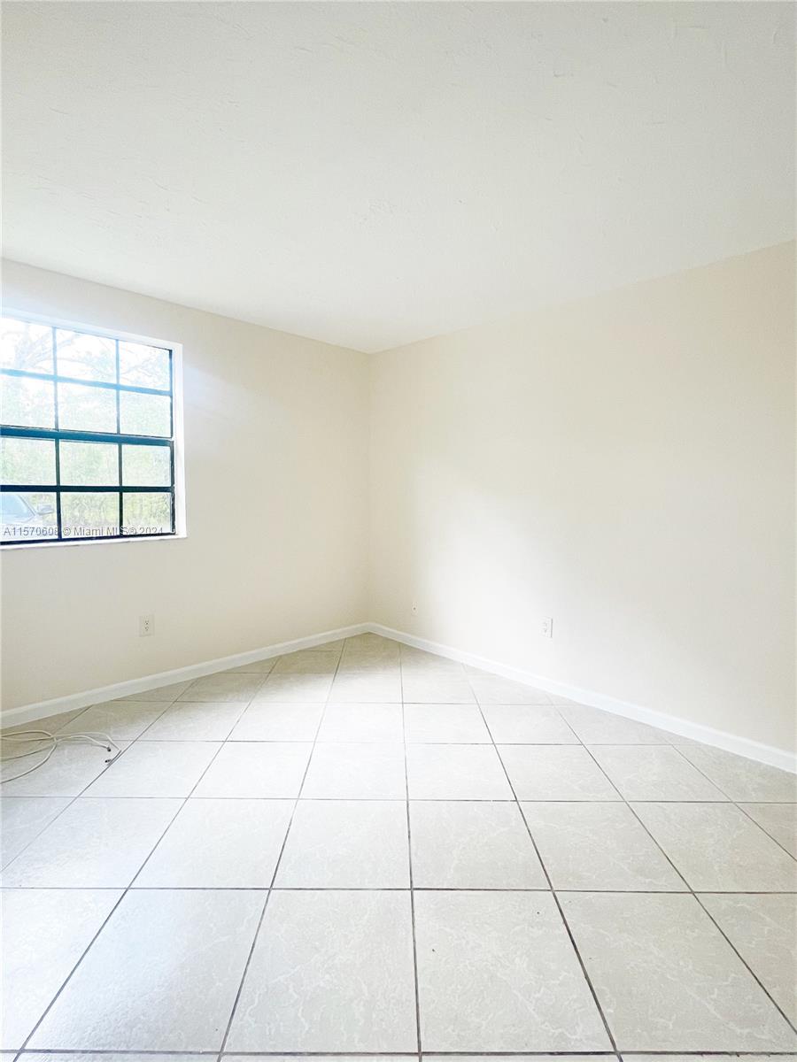 1000 Constitution Dr 1000G, Homestead, Florida 33034, 2 Bedrooms Bedrooms, ,2 BathroomsBathrooms,Residentiallease,For Rent,1000 Constitution Dr 1000G,A11570608
