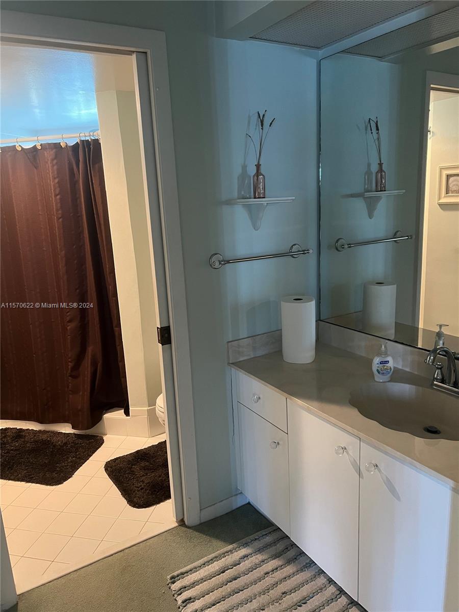 2525 SE 19th Pl 105-B, Homestead, Florida 33035, 3 Bedrooms Bedrooms, ,2 BathroomsBathrooms,Residentiallease,For Rent,2525 SE 19th Pl 105-B,A11570622