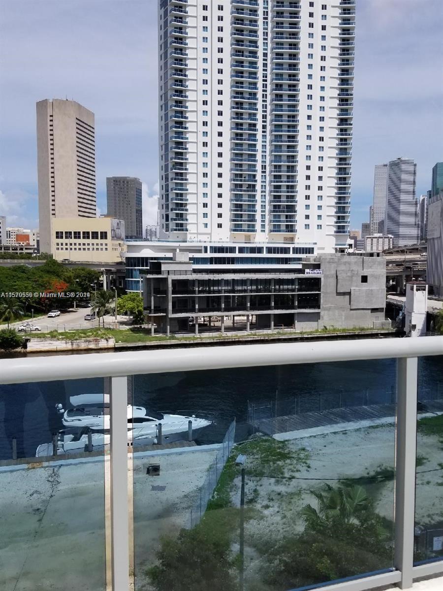 10 SW South River Dr 1007, Miami, Florida 33130, 1 Bedroom Bedrooms, ,1 BathroomBathrooms,Residentiallease,For Rent,10 SW South River Dr 1007,A11570559