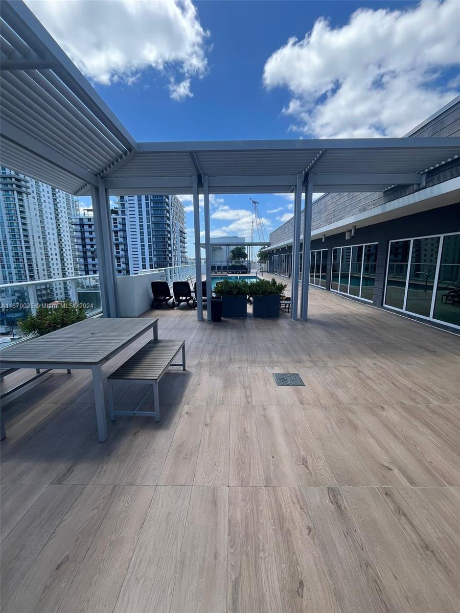 321 NE 26th St 717, Miami, Florida 33137, 2 Bedrooms Bedrooms, ,2 BathroomsBathrooms,Residentiallease,For Rent,321 NE 26th St 717,A11570036