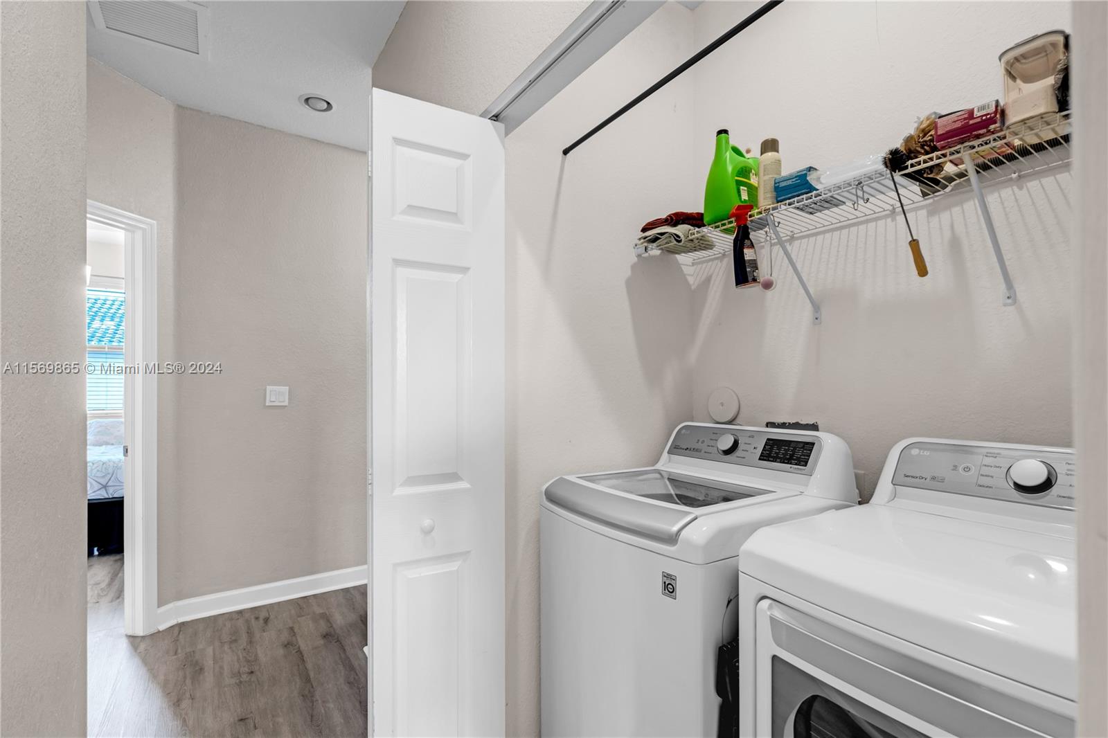 3761 SE 3rd Ct, Homestead, Florida 33033, 3 Bedrooms Bedrooms, ,2 BathroomsBathrooms,Residential,For Sale,3761 SE 3rd Ct,A11569865