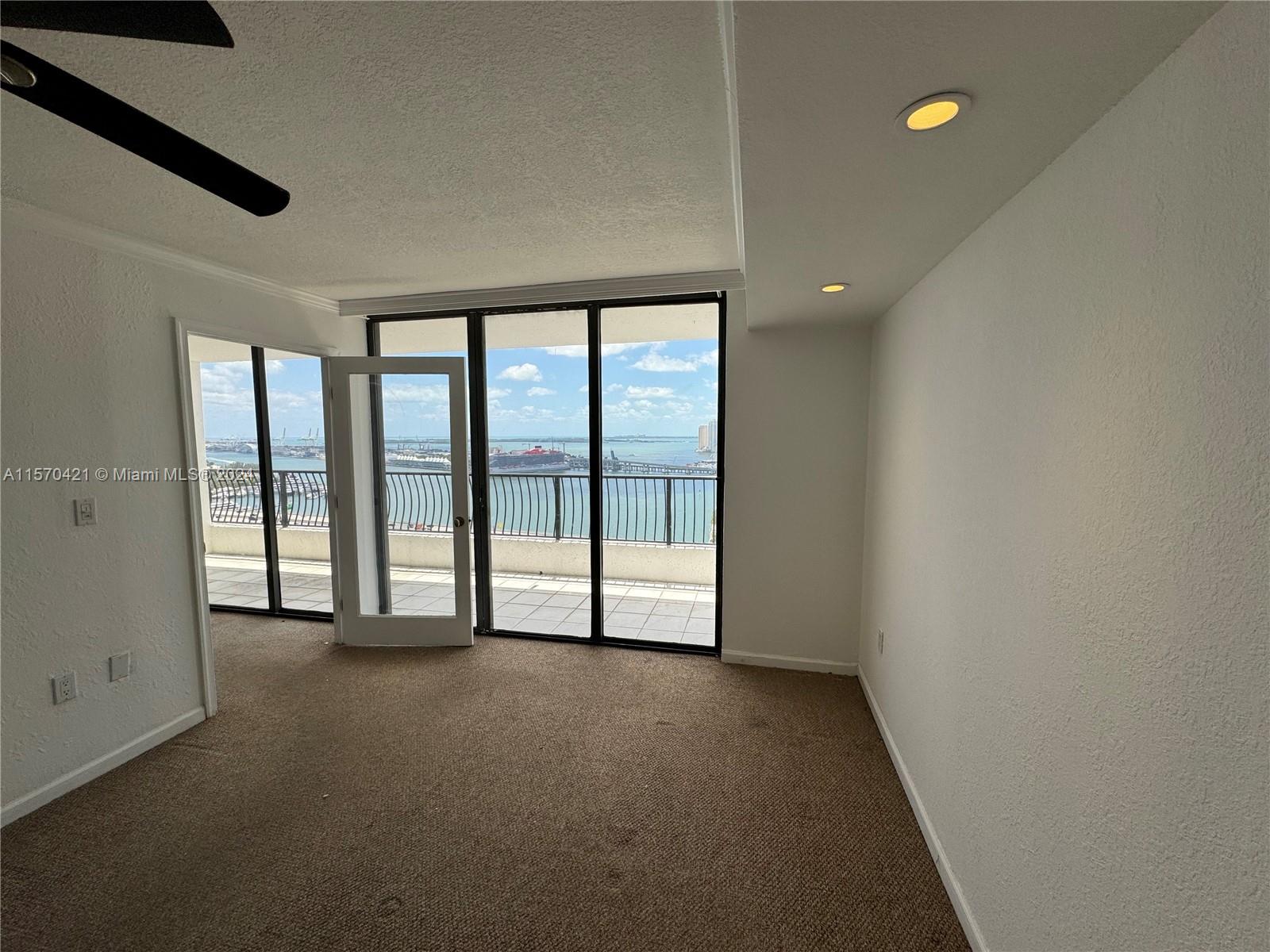 Miami, Florida 33132, 1 Bedroom Bedrooms, ,1 BathroomBathrooms,Residentiallease,For Rent,A11570421
