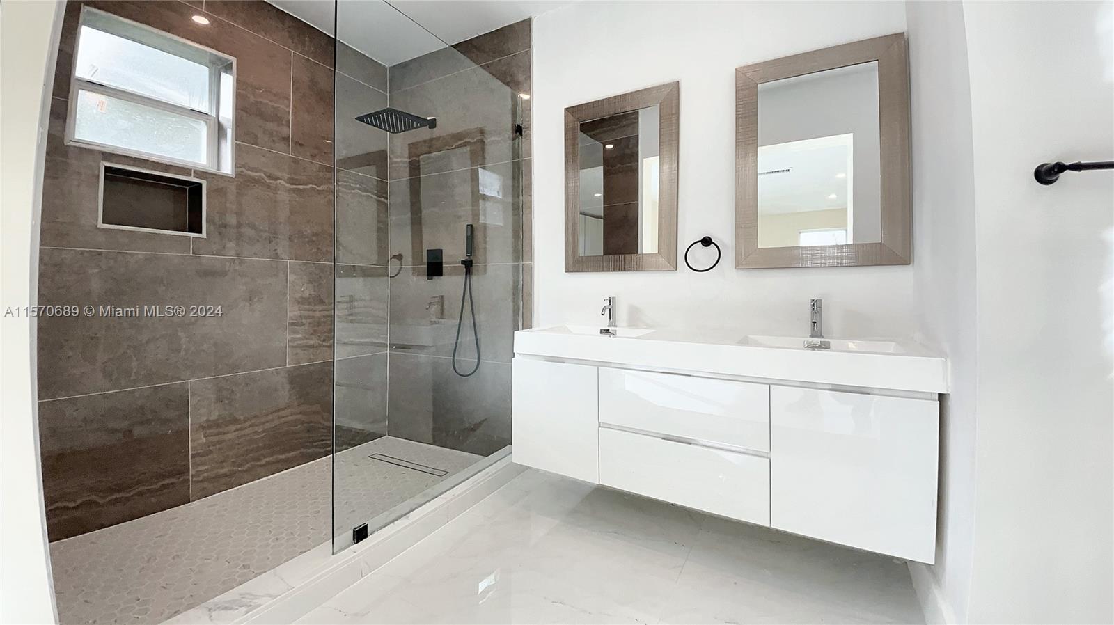 48 NW 41st St, Miami, Florida 33127, 3 Bedrooms Bedrooms, ,2 BathroomsBathrooms,Residentiallease,For Rent,48 NW 41st St,A11570689