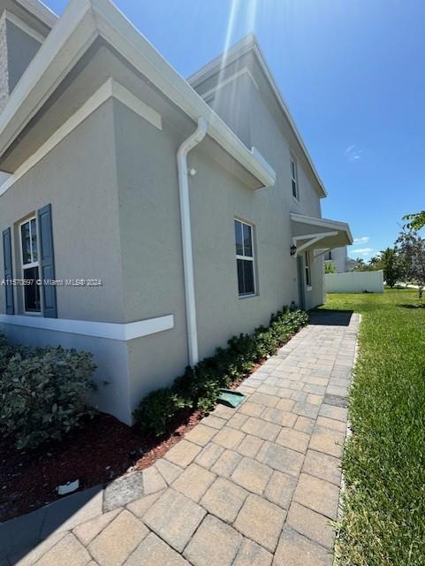 804 SE 18th St, Homestead, Florida 33034, 4 Bedrooms Bedrooms, ,3 BathroomsBathrooms,Residentiallease,For Rent,804 SE 18th St,A11570697