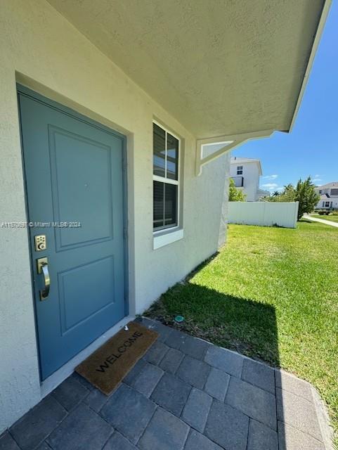 804 SE 18th St, Homestead, Florida 33034, 4 Bedrooms Bedrooms, ,3 BathroomsBathrooms,Residentiallease,For Rent,804 SE 18th St,A11570697