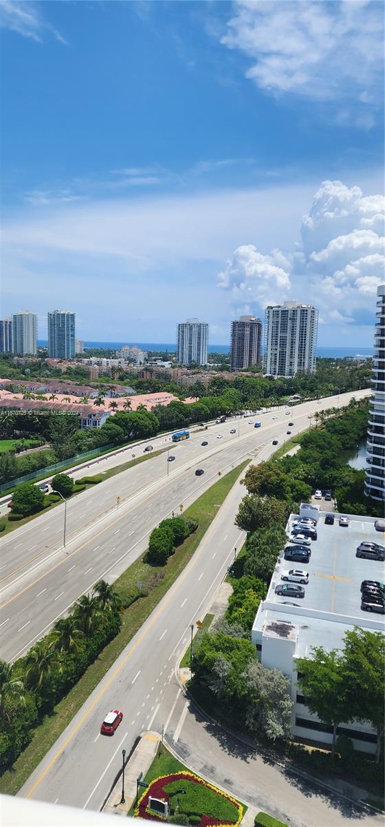 AERIAL VIEW TO AVENTURA