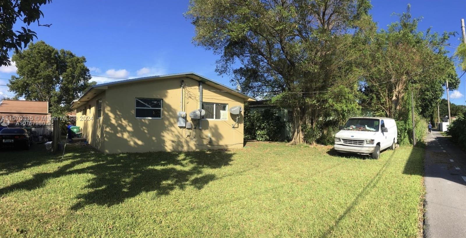 1172 NW 47th Ter, Miami, Florida 33127, 3 Bedrooms Bedrooms, ,2 BathroomsBathrooms,Residentiallease,For Rent,1172 NW 47th Ter,A11570335