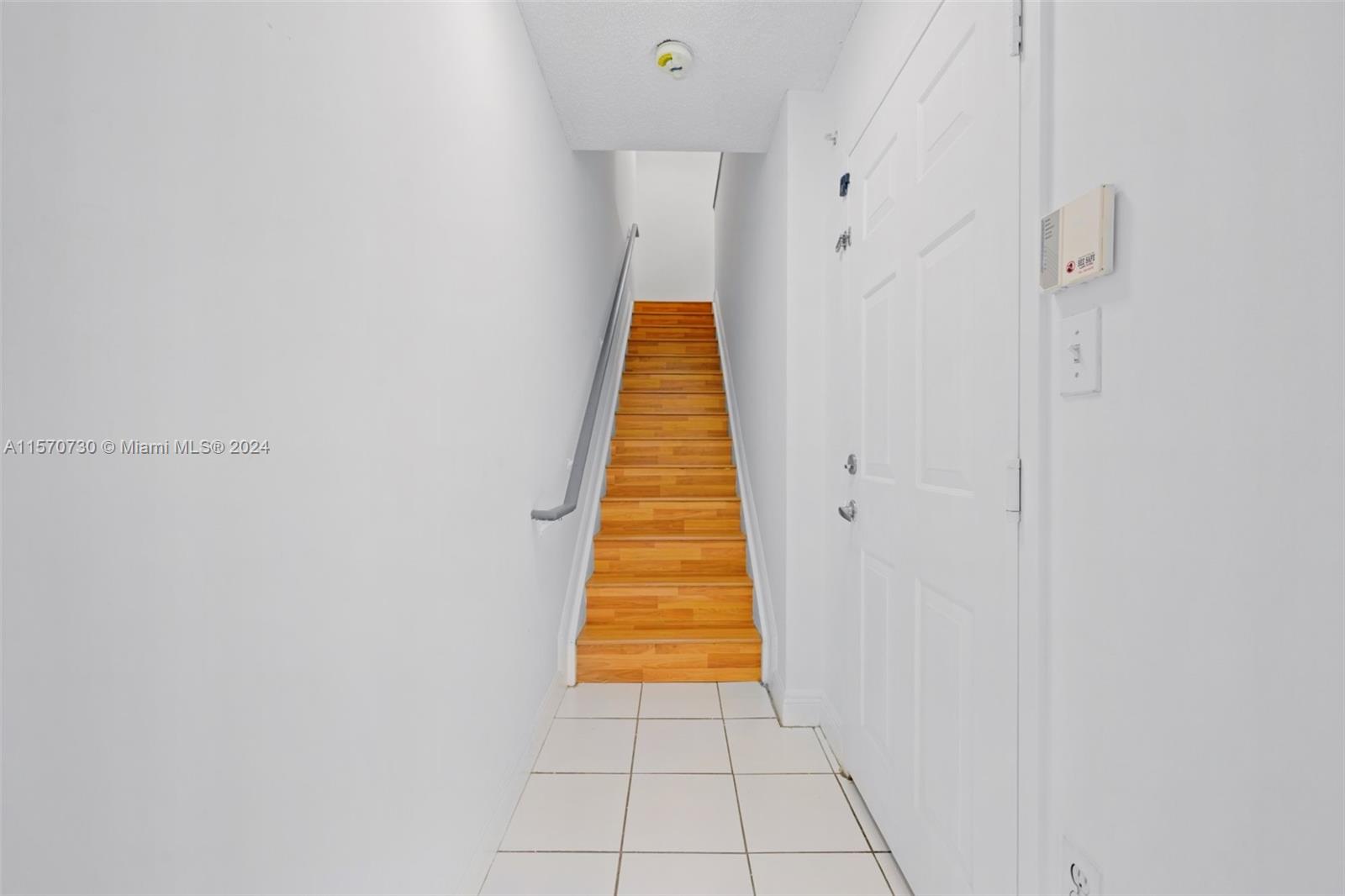 2871 NE 185th St 202, Aventura, Florida 33180, 1 Bedroom Bedrooms, ,1 BathroomBathrooms,Residentiallease,For Rent,2871 NE 185th St 202,A11570730