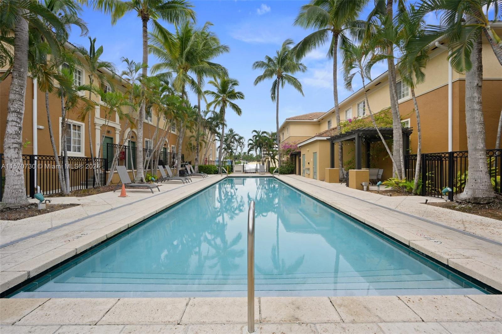 2871 NE 185th St 202, Aventura, Florida 33180, 1 Bedroom Bedrooms, ,1 BathroomBathrooms,Residentiallease,For Rent,2871 NE 185th St 202,A11570730