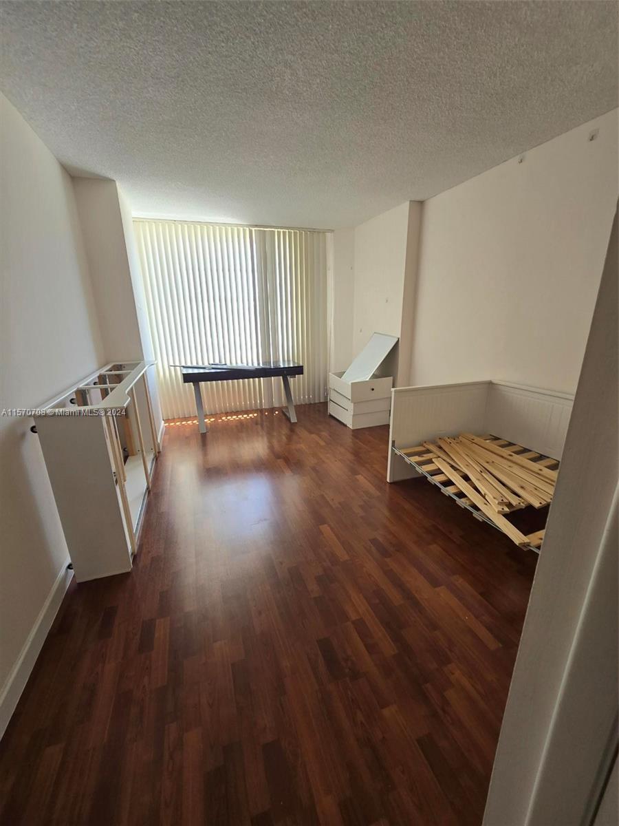 1980 S Ocean Dr 8Q, Hallandale Beach, Florida 33009, 3 Bedrooms Bedrooms, ,2 BathroomsBathrooms,Residentiallease,For Rent,1980 S Ocean Dr 8Q,A11570708