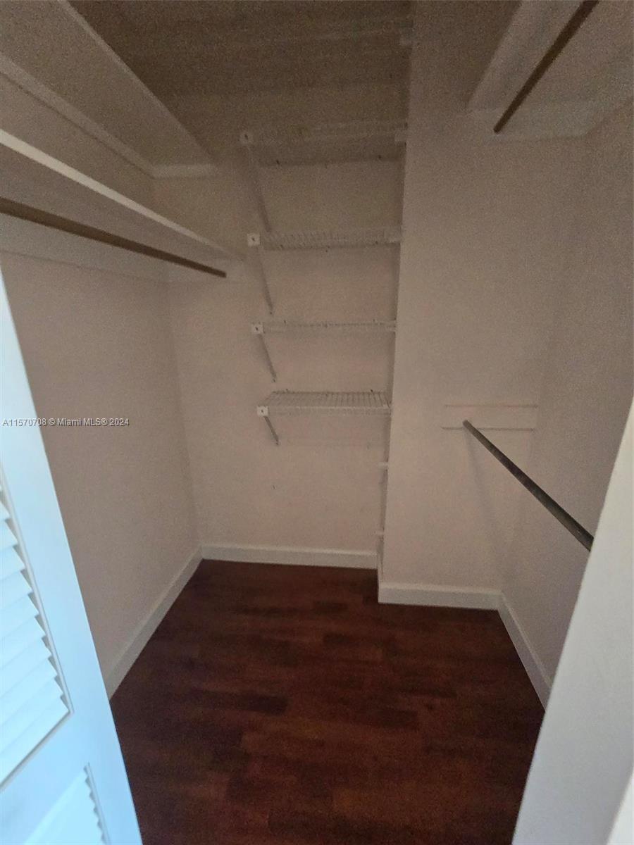 1980 S Ocean Dr 8Q, Hallandale Beach, Florida 33009, 3 Bedrooms Bedrooms, ,2 BathroomsBathrooms,Residentiallease,For Rent,1980 S Ocean Dr 8Q,A11570708